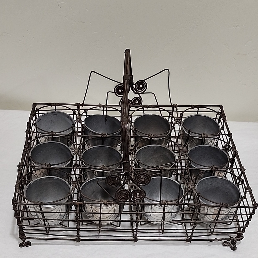 Rustic Wire Holder with Cups
